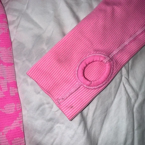 Vintage Lululemon Swiftly Tech - Picture 6 of 6